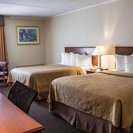 Baymont By Wyndham Youngstown Bagian luar foto