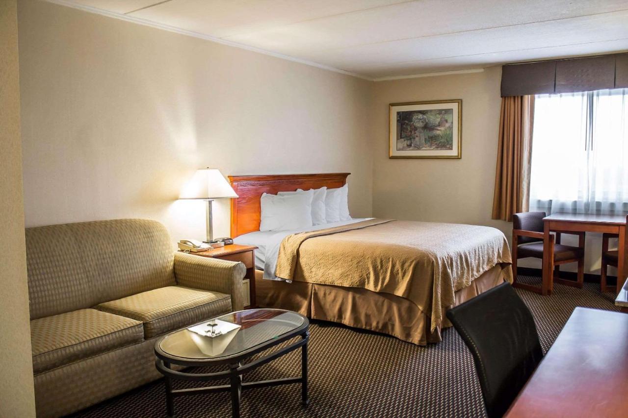 Baymont By Wyndham Youngstown Bagian luar foto